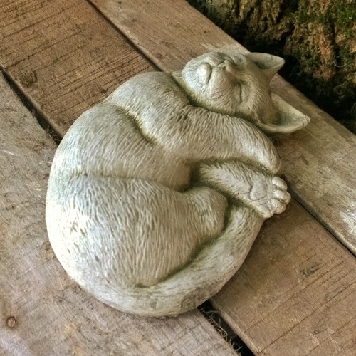 Relaxing cat statue - relaxing, |